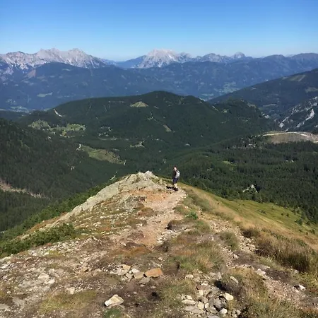 Zirbelhuette * Hohentauern